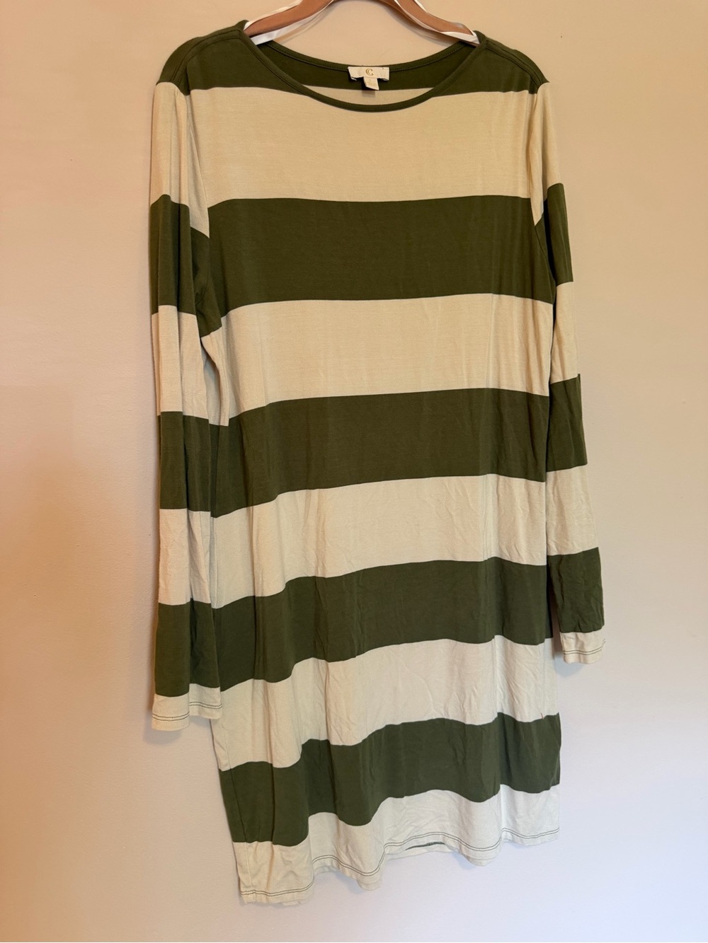 C Olive Green Trim Cream Tee